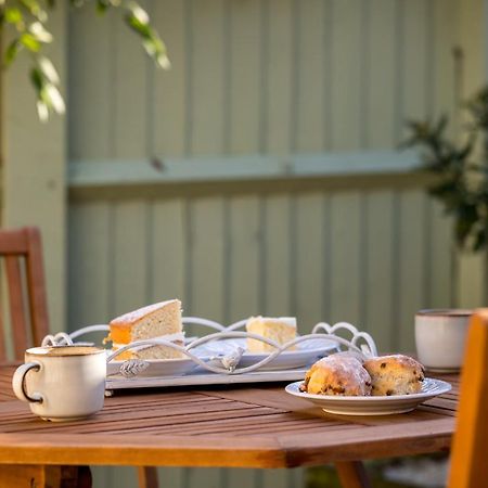 Moreton-in-Marsh Alpha Terrace 빌라 외부 사진