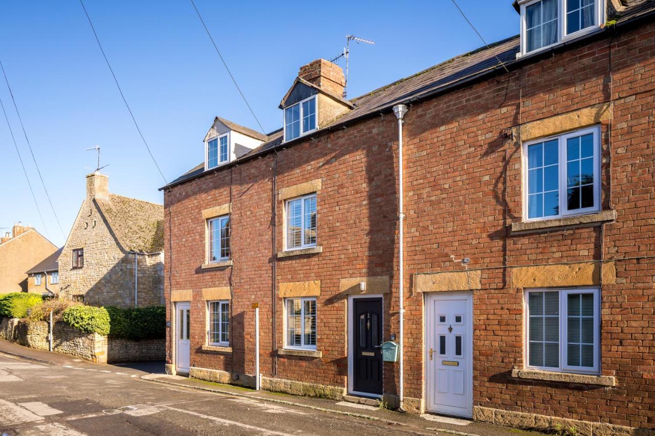 Moreton-in-Marsh Alpha Terrace 빌라 외부 사진